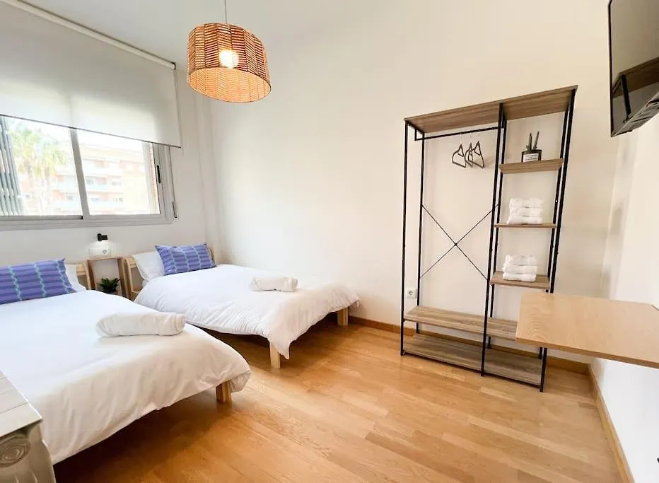 Playa, Piscina, Parking Genial Apartment Cubelles