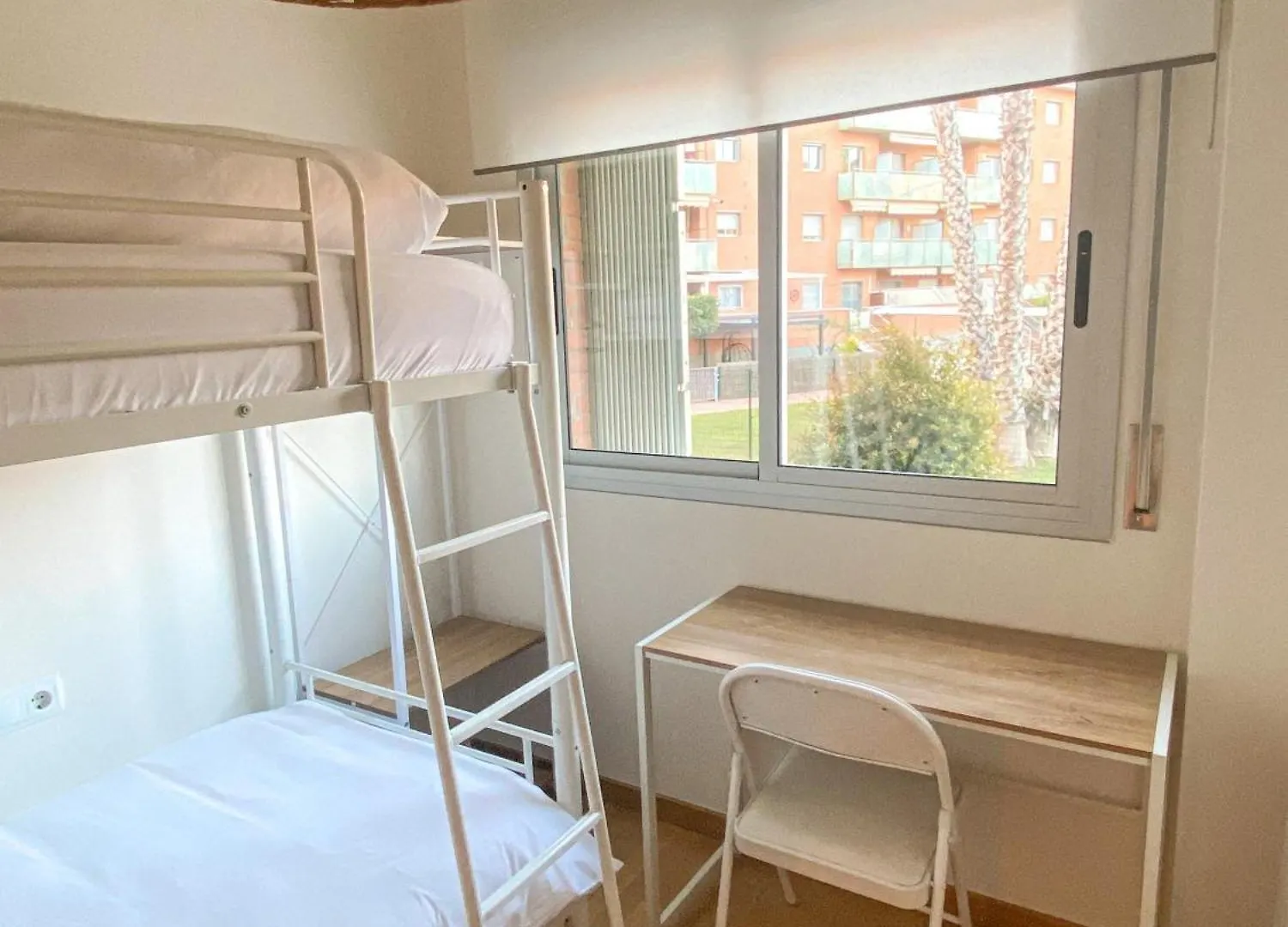 Playa, Piscina, Parking Genial Apartment Cubelles